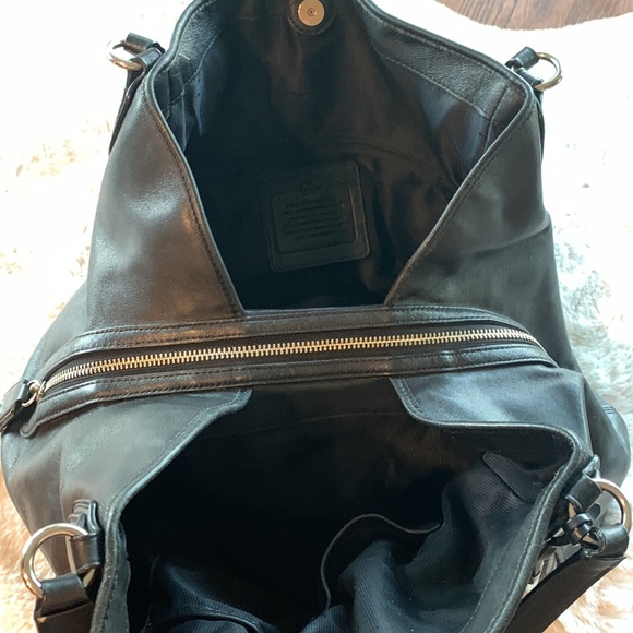 Coach bag. - Picture 10 of 14